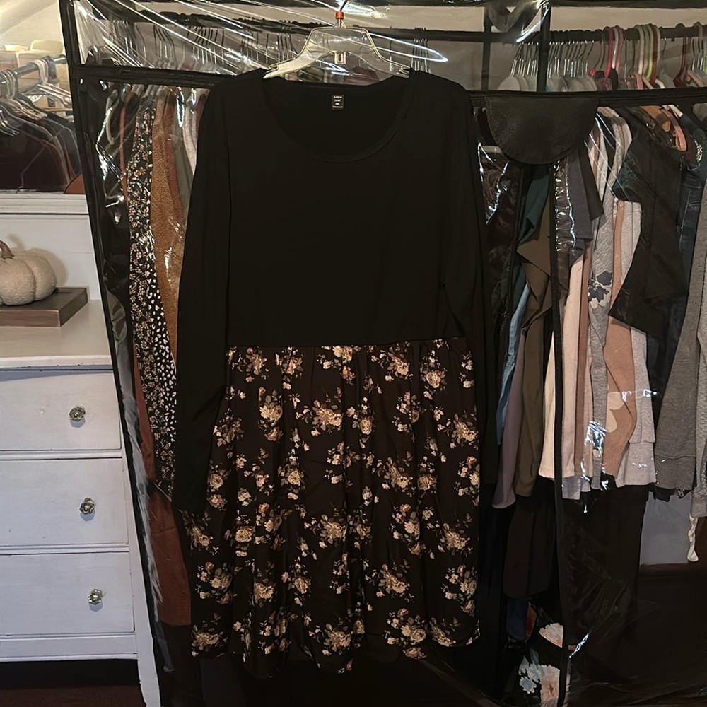 SHEIN curve 4XL long sleeve dress